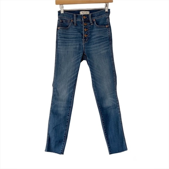 Madewell 10" High-Rise Skinny Crop Jeans: Button-Front TENCEL™ Denim Edition - Picture 5 of 11